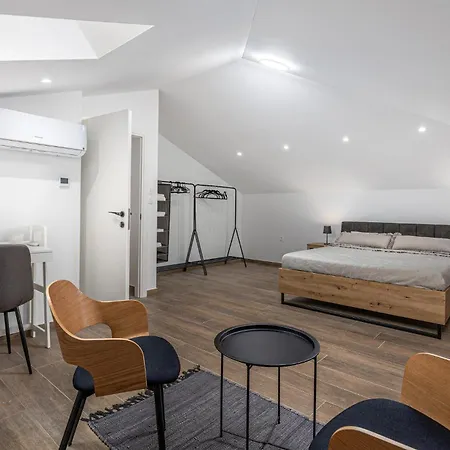 Lovely In With Wi-fi Apartmán