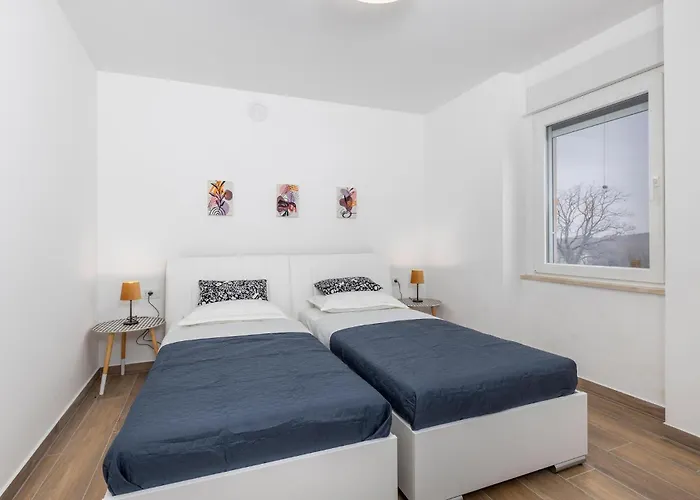 Apartman Lovely In With Wi-fi Cernik (Primorje-Gorski Kotar)
