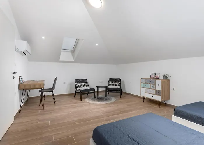Lovely In With Wi-fi Apartman
