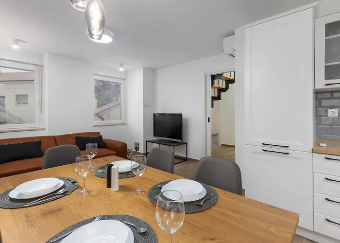 Lovely In With Wi-fi Apartman