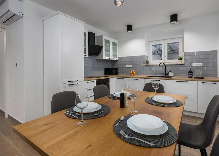Apartman Lovely In With Wi-fi