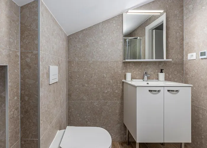 Apartman Lovely In With Wi-fi